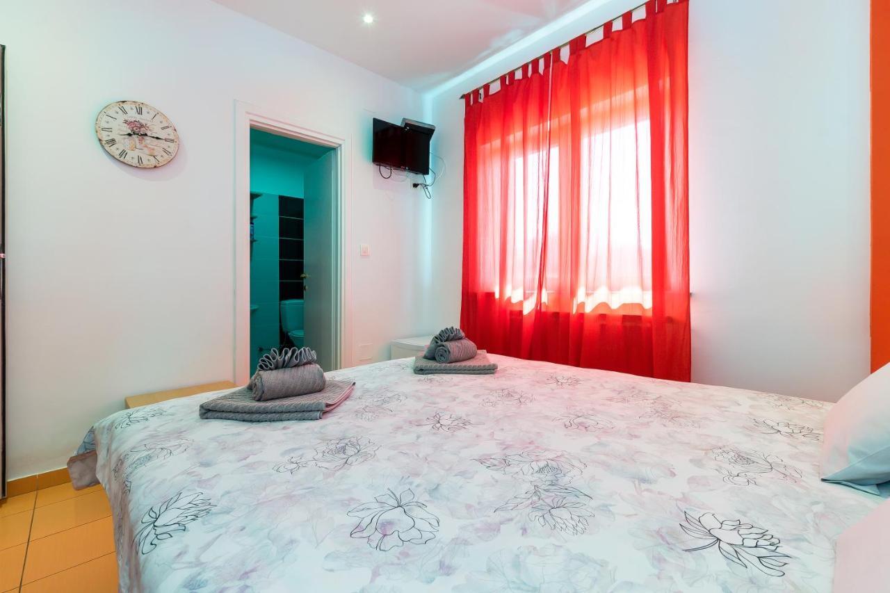 Guest House Slatki Snovi คนิน ภายนอก รูปภาพ