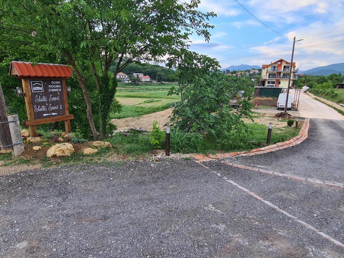 Guest House Slatki Snovi คนิน ภายนอก รูปภาพ