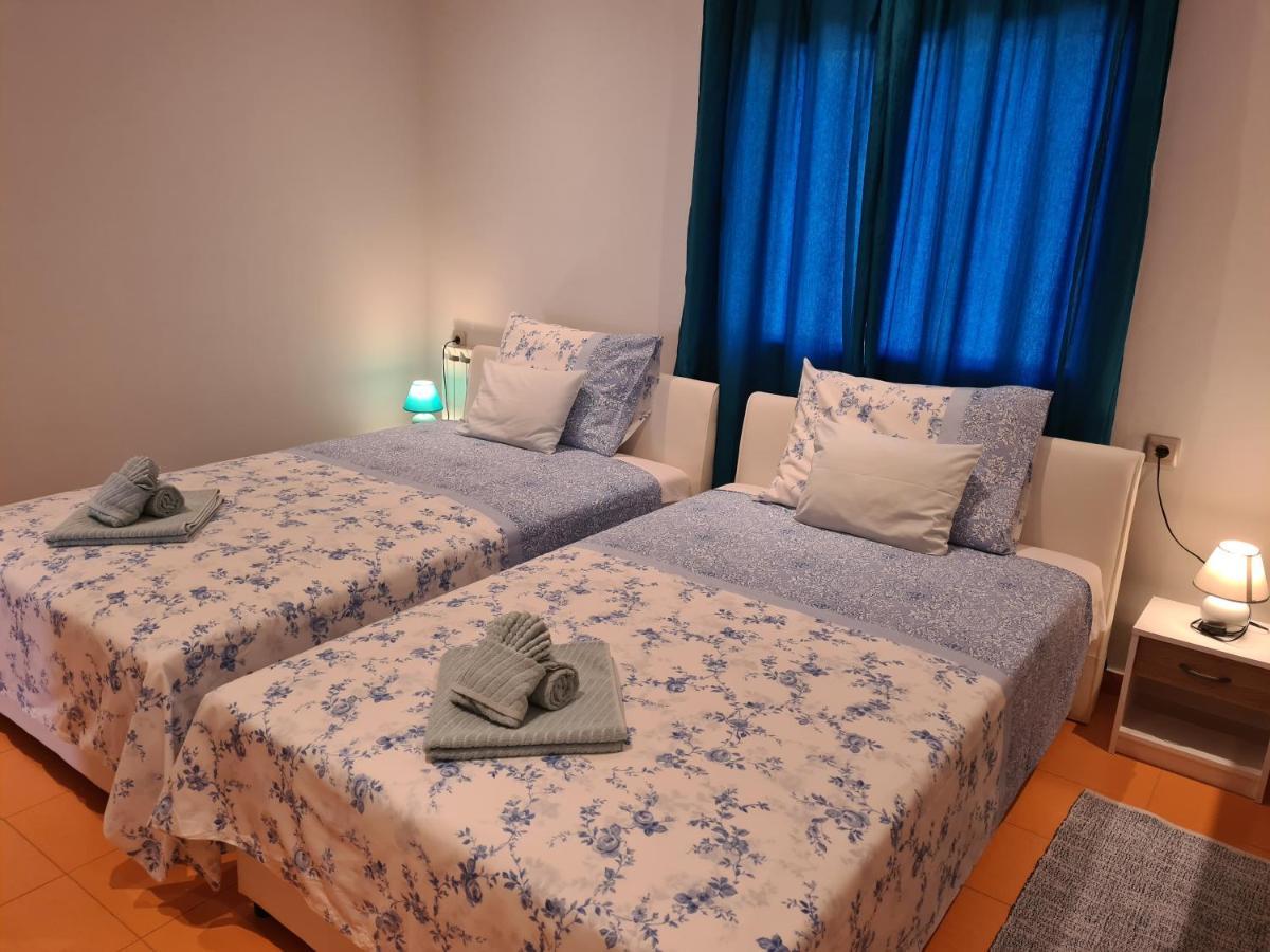Guest House Slatki Snovi คนิน ภายนอก รูปภาพ